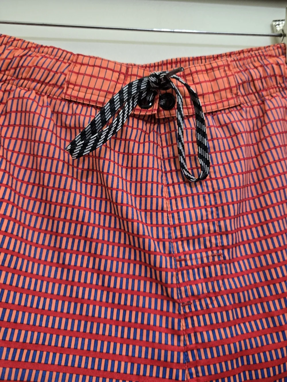 NIKE size Large  Board Shorts Mesh Lined Riptide‎ Volley Swim Trunks Orange